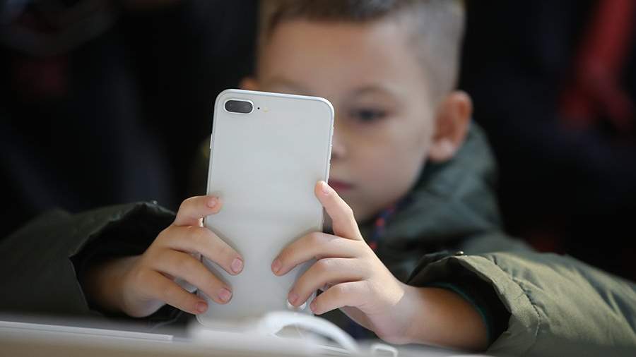 Опасные тренды для детей в интернете